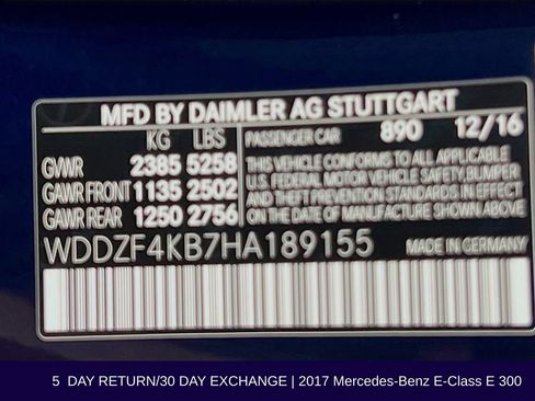 Used 2017 Mercedes-Benz E 300 4MATIC image 37