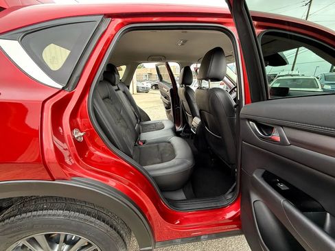 Used 2019 MAZDA CX-5 Touring image 39