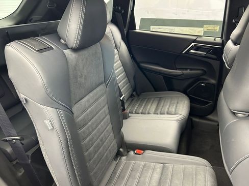 New 2026 Mitsubishi Outlander SE image 52