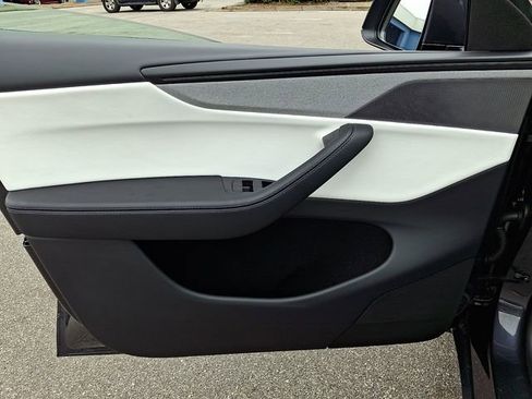 Used 2026 Tesla Model Y 2WD image 14