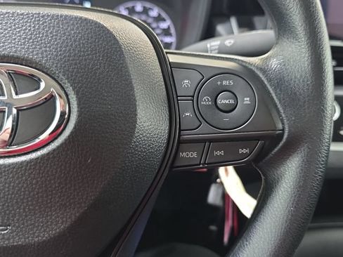 Certified 2025 Toyota Corolla LE FWD image 14