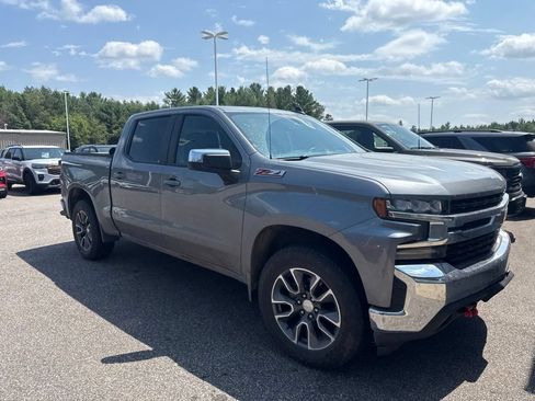 Used 2021 Chevrolet Silverado 1500 LT AWD/4WD image 4