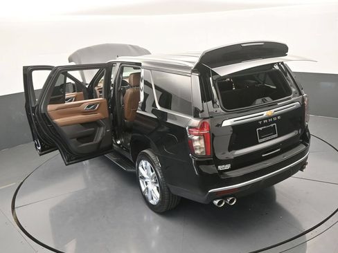 Used 2023 Chevrolet Tahoe High Country AWD/4WD image 85