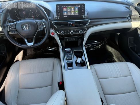 Used 2022 Honda Accord Touring image 29