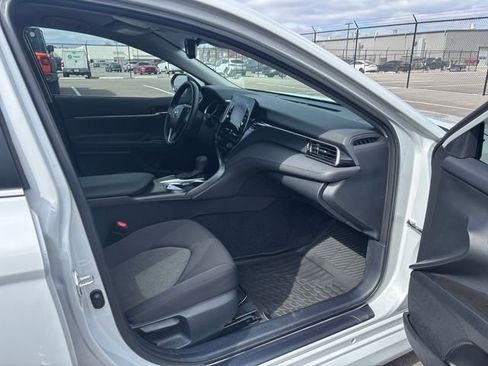 Used 2024 Toyota Camry LE w/ Convenience Package image 9