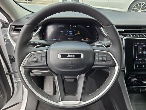 Certified 2023 Jeep Grand Cherokee L Laredo w/ Luxury Tech Group I RWD image 15