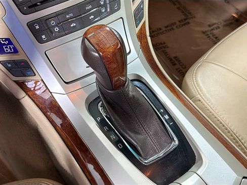 Used 2013 Cadillac CTS Luxury w/ Wood Trim Package AWD/4WD image 17
