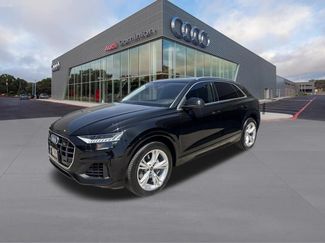 Used 2023 Audi Q8 Premium AWD/4WD video 1