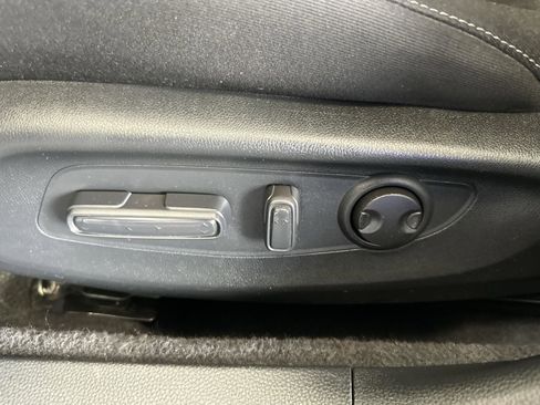 Certified 2023 Honda Accord EX image 30