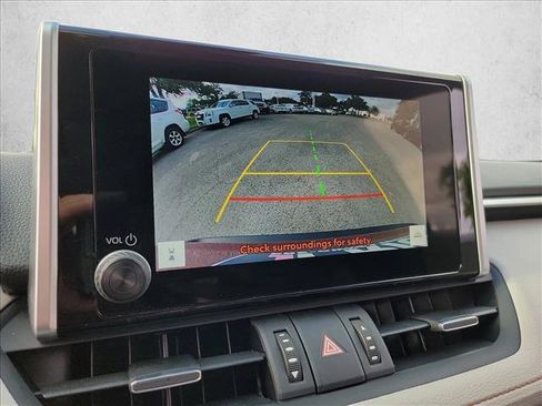 Used 2023 Toyota RAV4 XLE Premium AWD/4WD image 25