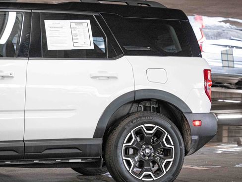 Used 2025 Ford Bronco Sport Outer Banks w/ Outer Banks Tech Package+ AWD/4WD image 4
