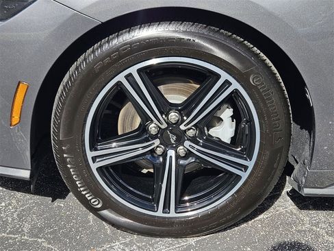 Used 2025 Ford Mustang Premium image 12