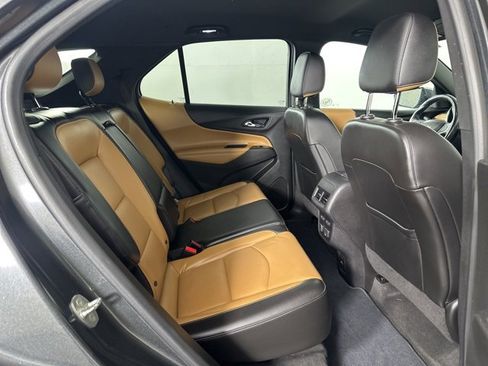 Used 2018 Chevrolet Equinox Premier image 15