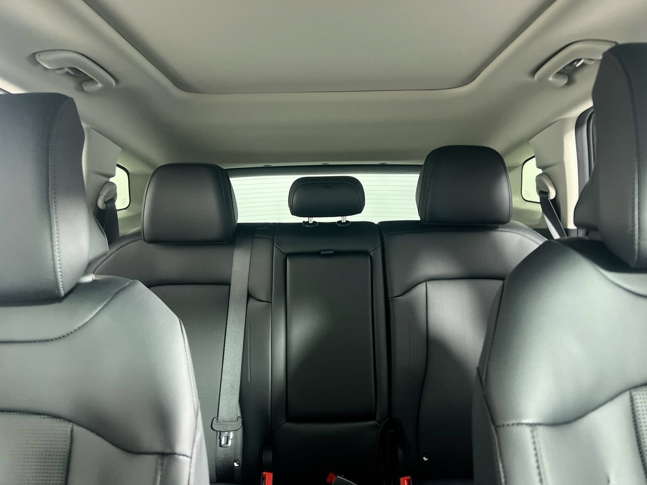 New 2026 Kia Sportage SX FWD image 31