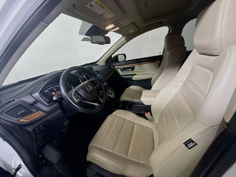 Used 2018 Honda CR-V Touring image 9
