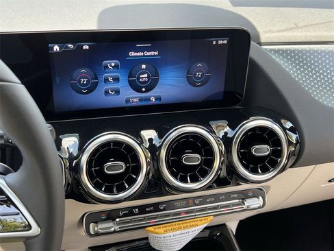 Certified 2026 Mercedes-Benz GLA 250 4MATIC image 19