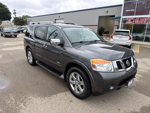 Used 2009 Nissan Armada LE w/ Technology Pkg AWD/4WD image 2