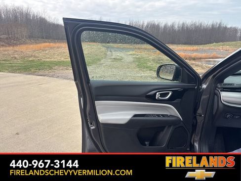 Used 2024 Jeep Compass Limited image 13