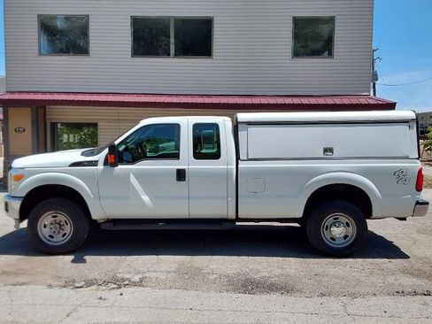 Used 2011 Ford F350 XL w/ PWR Equipment Group AWD/4WD image 3