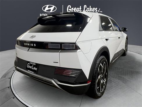 Used 2024 Hyundai Ioniq 5 SEL image 5
