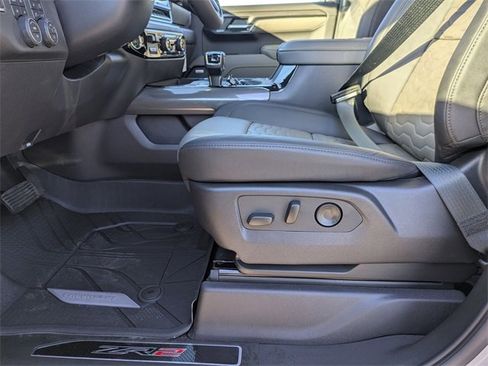 New 2026 Chevrolet Silverado 1500 ZR2 image 12