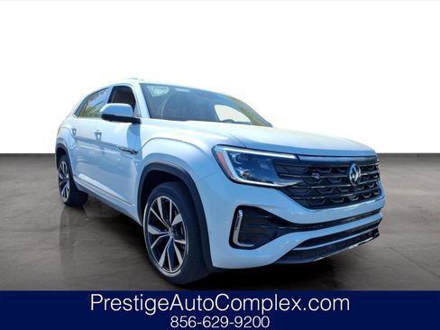 New 2026 Volkswagen Atlas Cross Sport SEL Premium R-Line AWD/4WD image 1