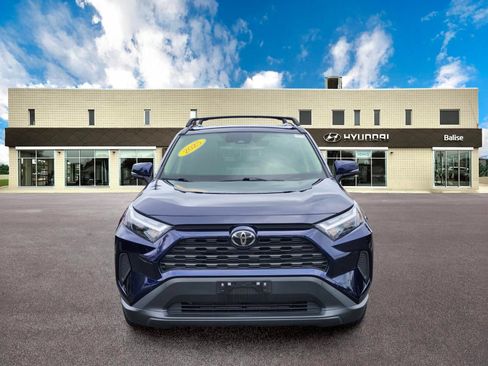 Used 2025 Toyota RAV4 XLE w/ Weather Package AWD/4WD image 8