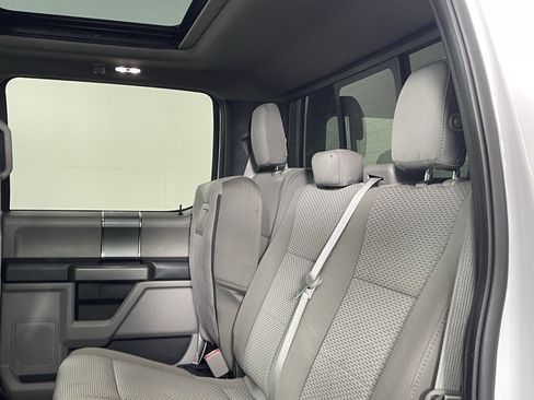Used 2018 Ford F150 XLT w/ Equipment Group 302A Luxury AWD/4WD image 14