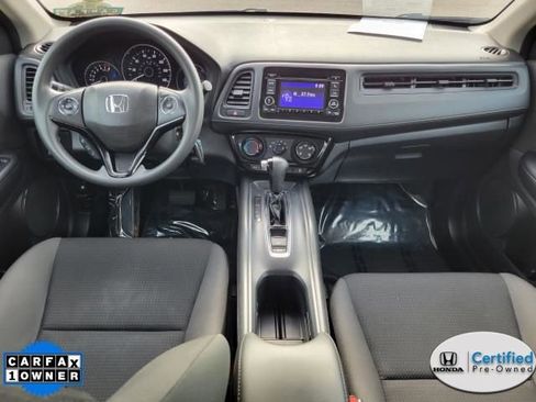 Certified 2022 Honda HR-V LX image 10