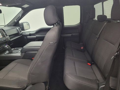 Used 2015 Ford F150 XLT w/ Equipment Group 302A Luxury AWD/4WD image 18