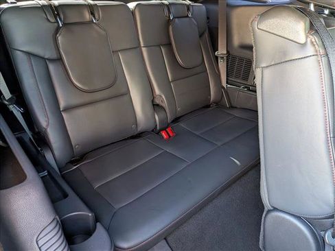 Used 2025 Ford Explorer ST-Line image 21