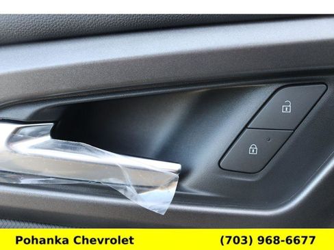 New 2026 Chevrolet Equinox EV LT w/ Comfort Package FWD image 19