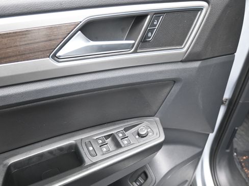 Used 2018 Volkswagen Atlas SE image 8