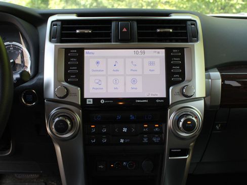 Used 2022 Toyota 4Runner Limited AWD/4WD image 12