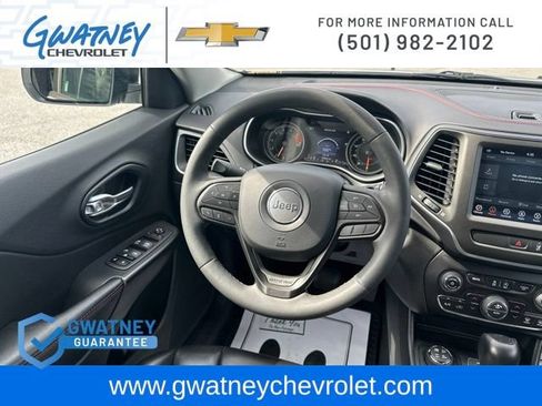Used 2022 Jeep Cherokee Trailhawk w/ Trailer Tow Group AWD/4WD image 26