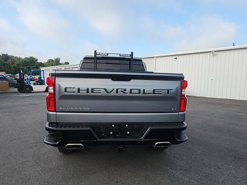 Used 2021 Chevrolet Silverado 1500 LT Trail Boss w/ Convenience Package II AWD/4WD image 4