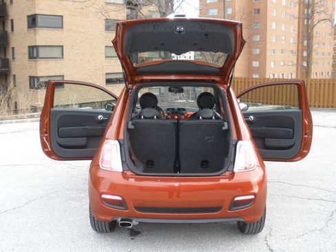 Used 2013 FIAT 500 Sport w/ Beats Audio Pkg FWD image 18