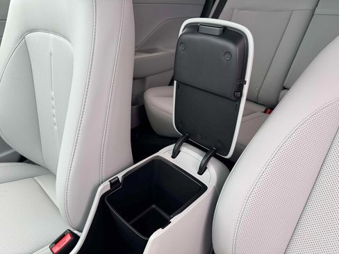 New 2026 Hyundai Kona SEL Premium image 11