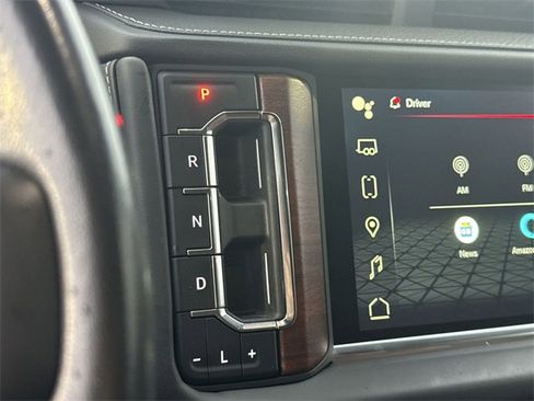 Used 2023 GMC Yukon Denali Ultimate image 19