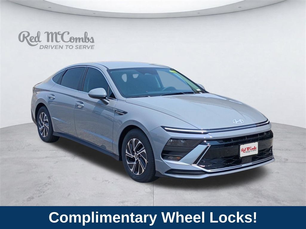 New 2026 Hyundai Sonata Blue FWD image 7