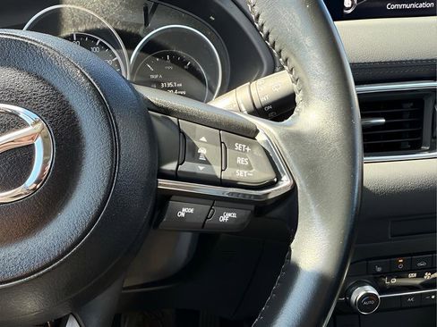 Used 2019 MAZDA CX-5 Touring image 17