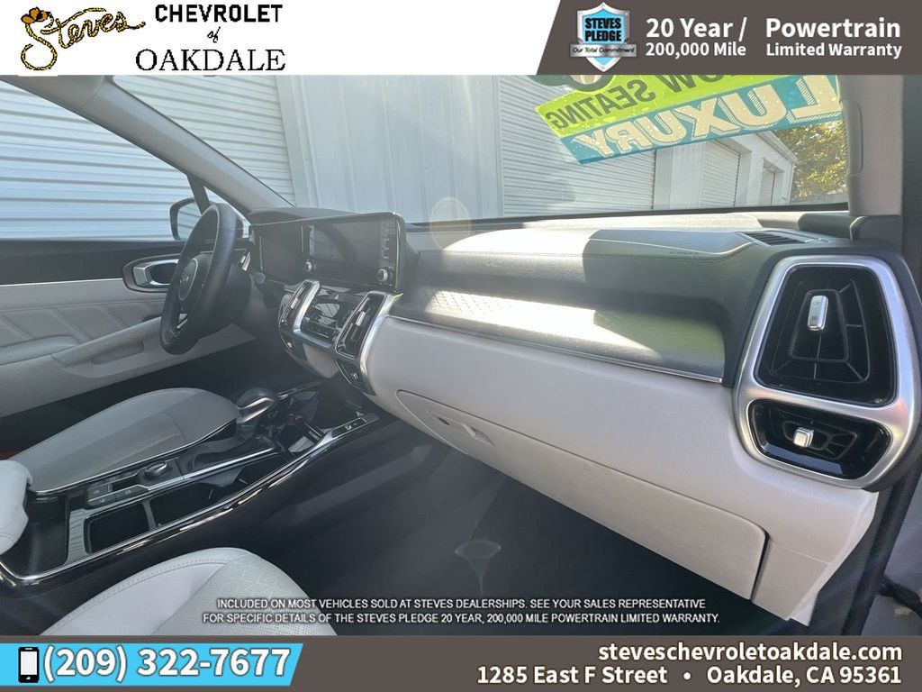 Used 2023 Kia Sorento SX AWD/4WD image 33