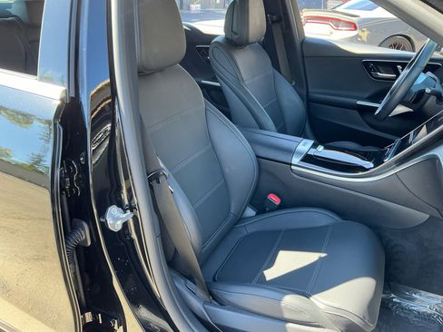 Used 2023 Mercedes-Benz C 300 Sedan image 21