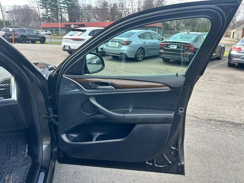 Used 2019 BMW X4 xDrive30i w/ Premium Package AWD/4WD image 21
