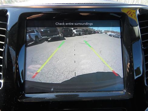 Used 2020 Jeep Cherokee Limited AWD/4WD image 25