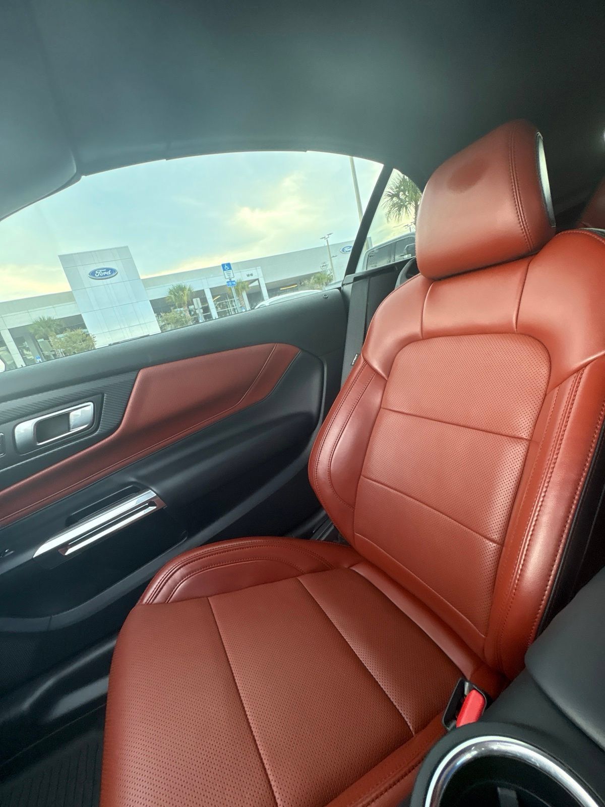 Used 2025 Ford Mustang GT Premium RWD image 28