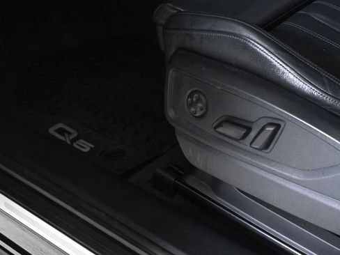 Used 2020 Audi Q5 2.0T Premium Plus w/ Premium Plus Package image 19