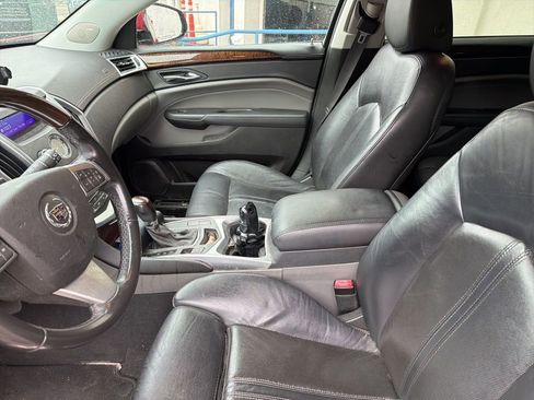 Used 2011 Cadillac SRX Luxury AWD/4WD image 5