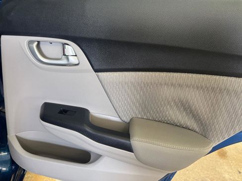 Used 2014 Honda Civic EX image 25