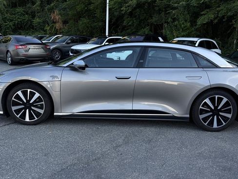 Used 2023 Lucid Air Grand Touring AWD/4WD image 11
